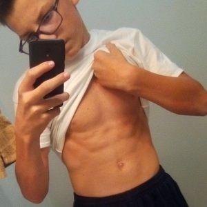 Meet your Posher, Chris